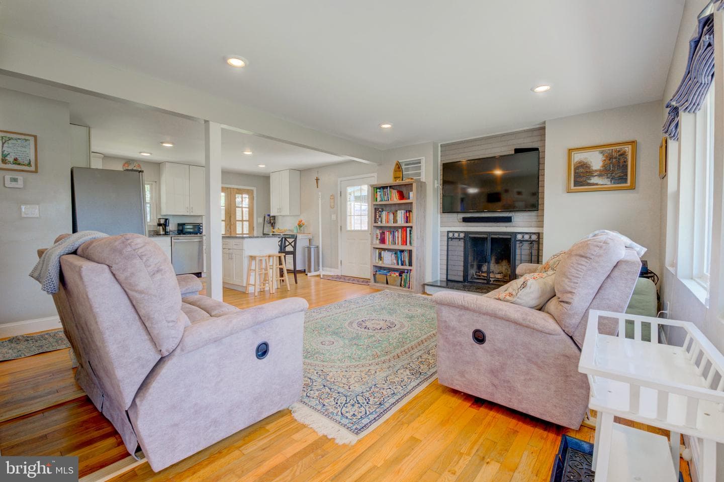 1602 Veirs Mill Road photo 3