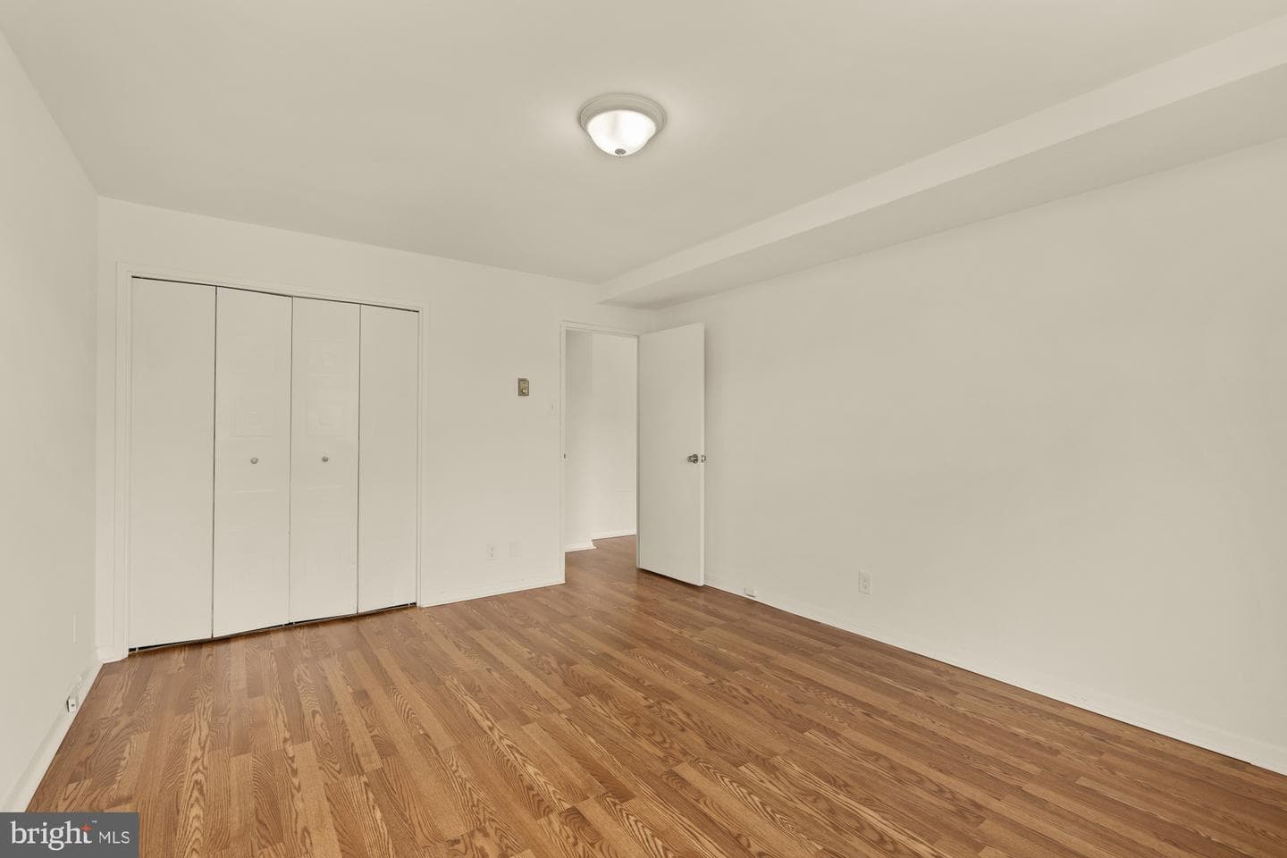 1900 Lyttonsville Road #818 photo 22