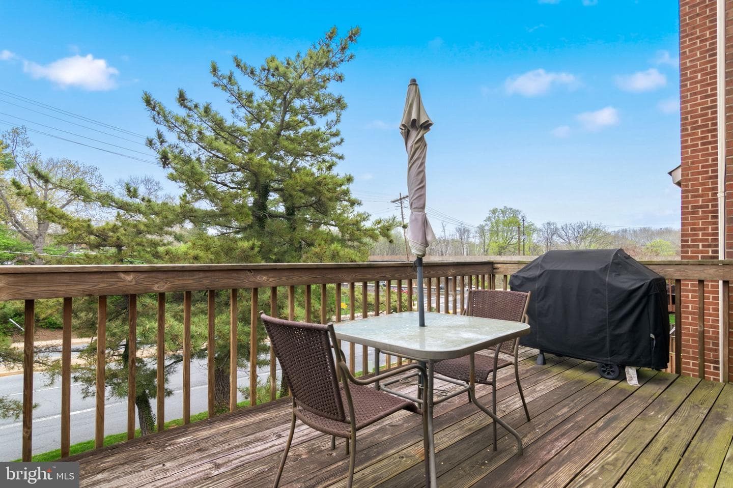 5304 King Charles Way photo 34