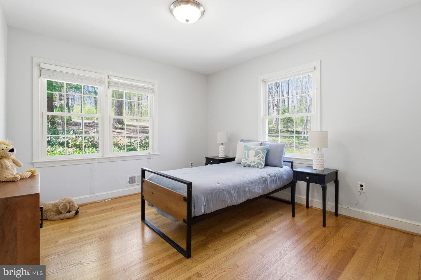 22 Brinkwood Road photo 24