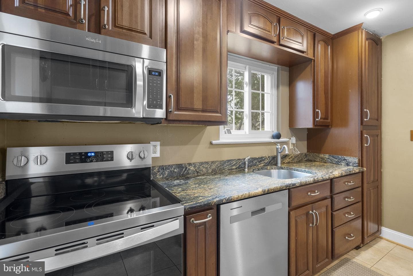 16510 Batchellors Forest Road photo 31