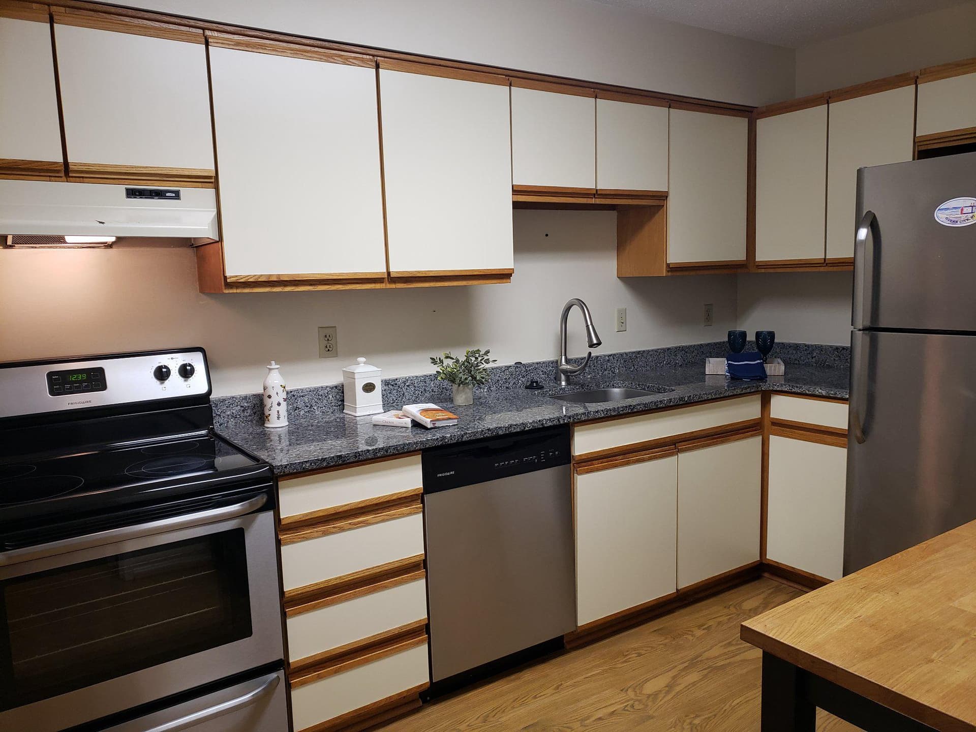 15100 Interlachen Drive #4-520 photo 13