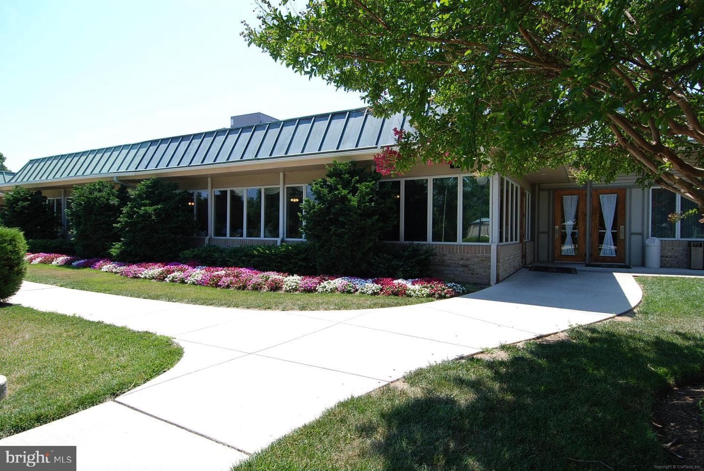 15100 Interlachen Drive #4-520 photo 32