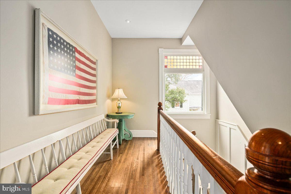 10400 Montgomery Avenue photo 36
