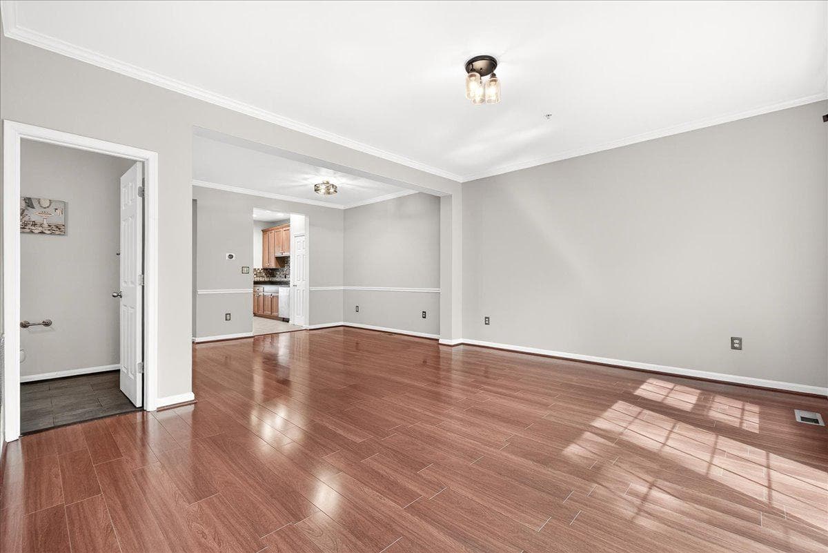 18733 Falling River Drive photo 17