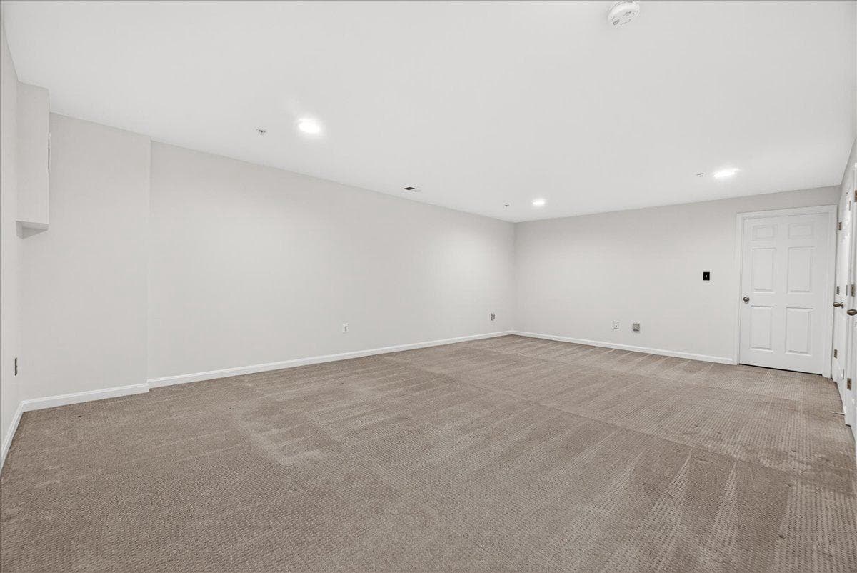 18733 Falling River Drive photo 40