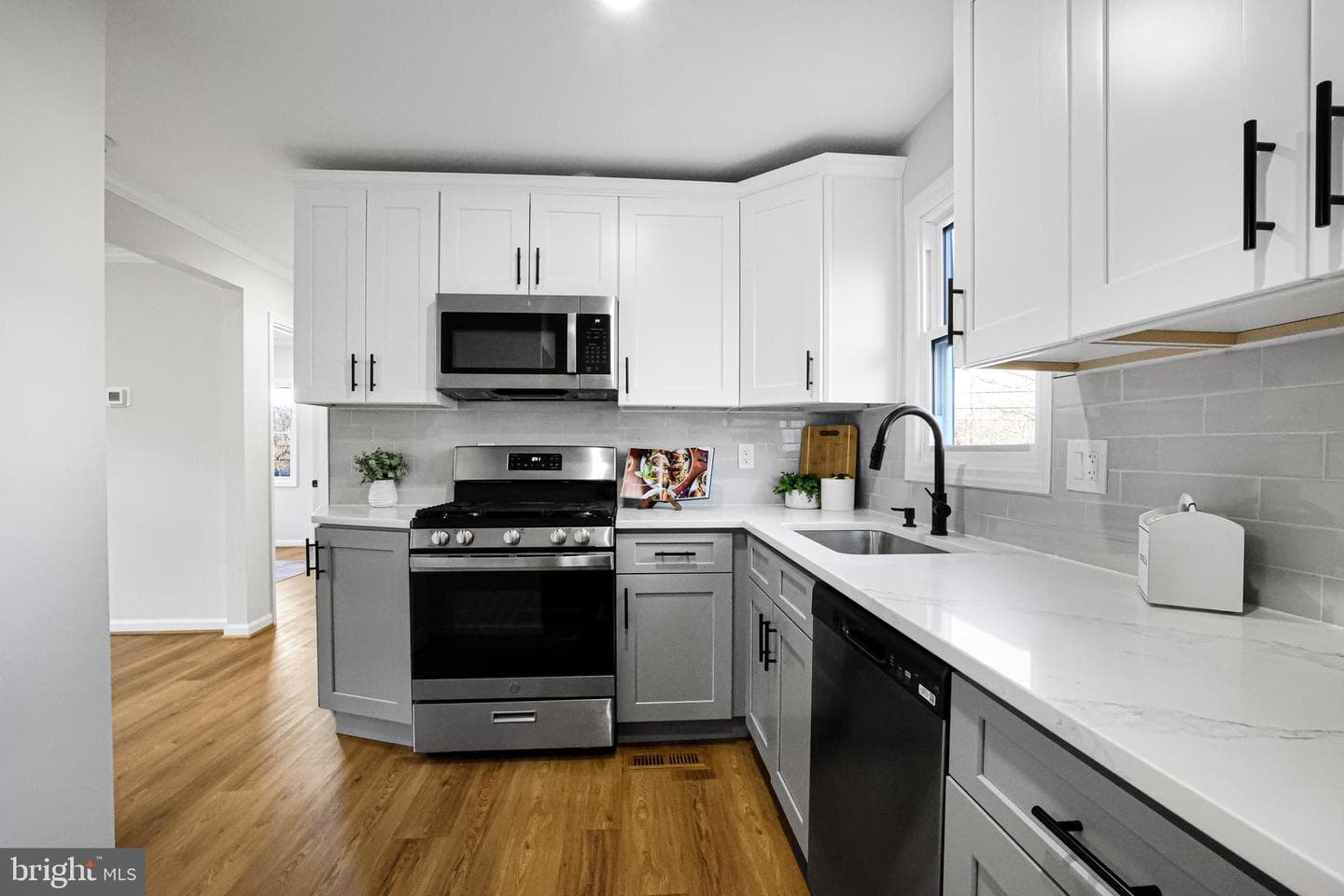 4305 Garrett Park Road photo 14
