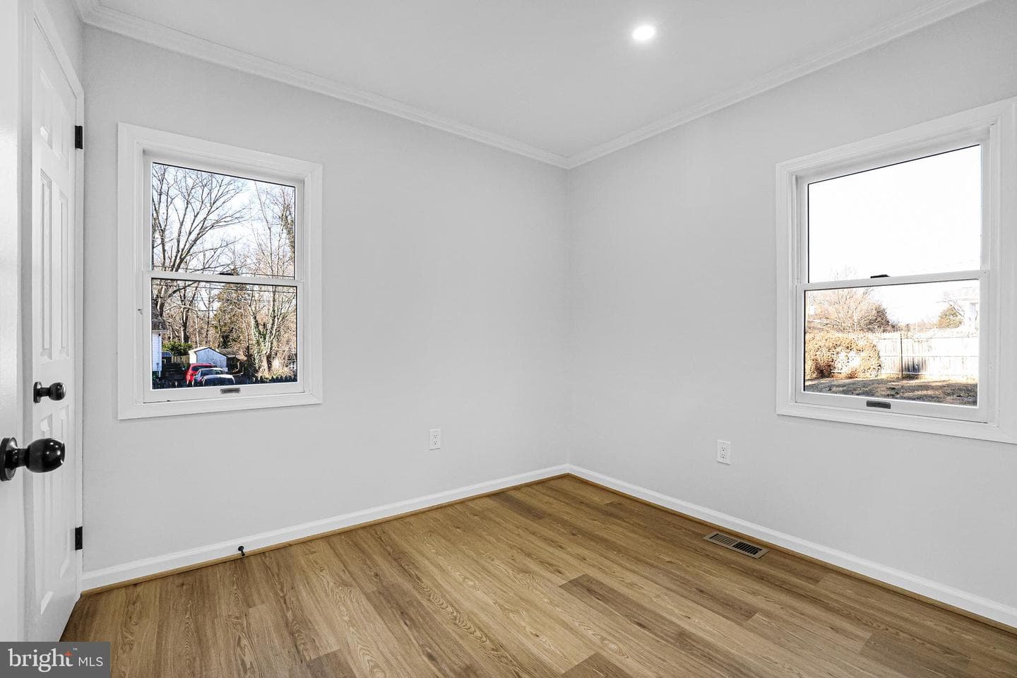 4305 Garrett Park Road photo 19