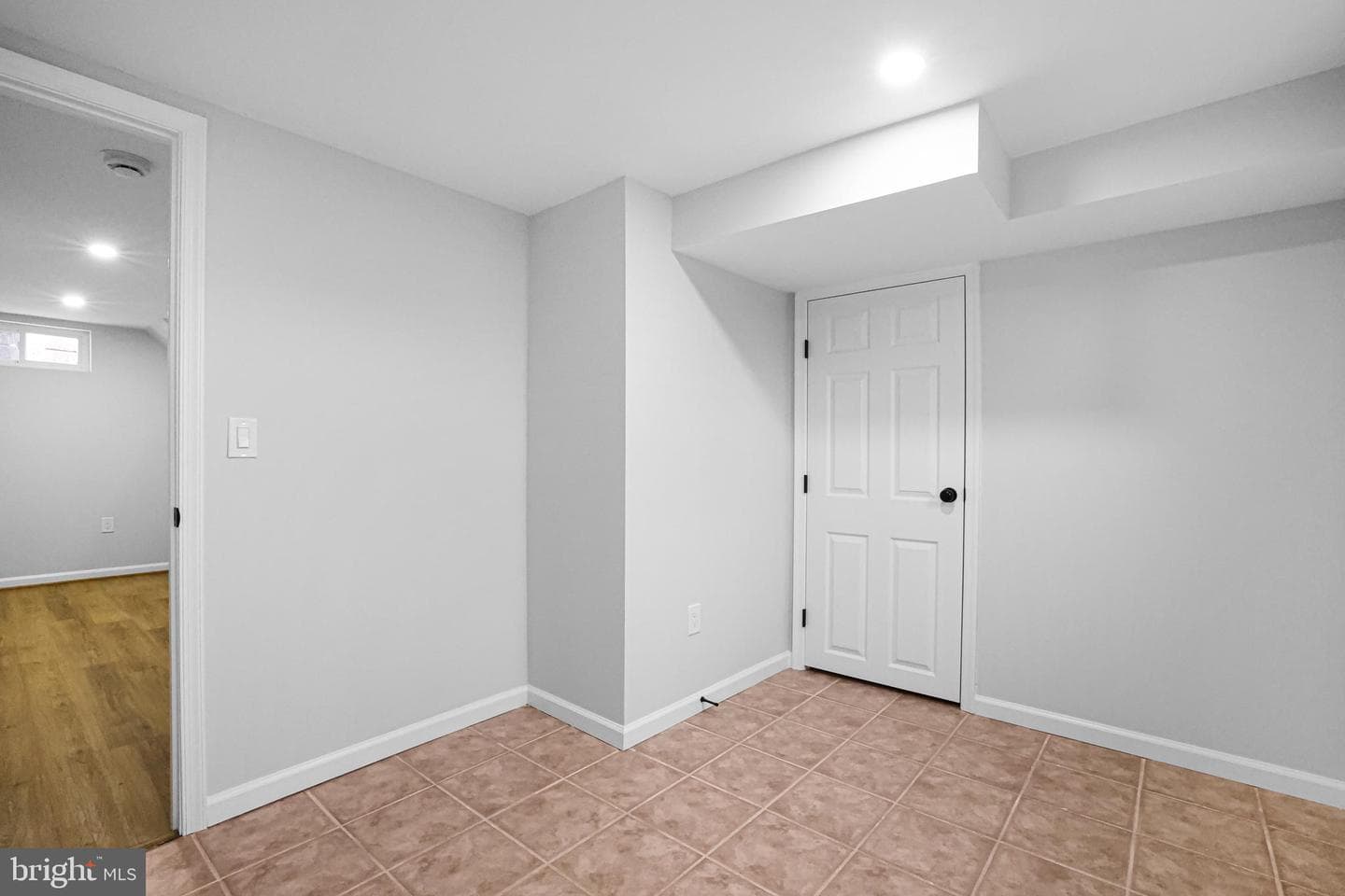 4305 Garrett Park Road photo 31
