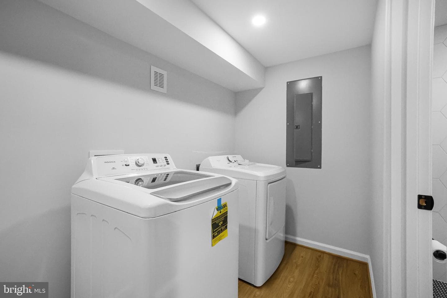 4305 Garrett Park Road photo 35