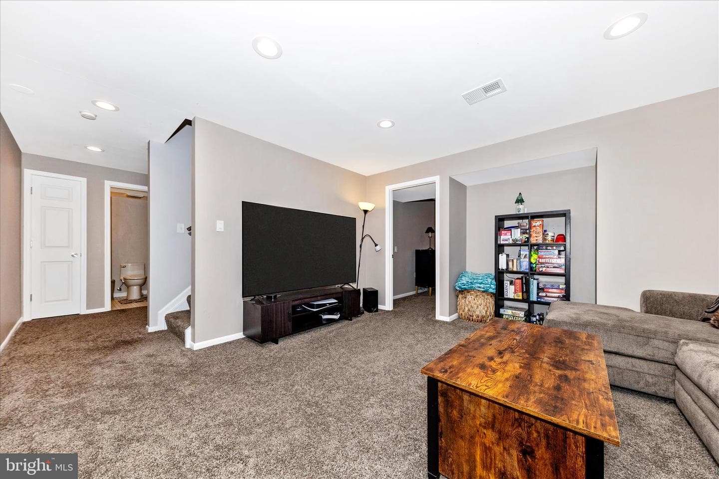 19010 Wootton Avenue photo 39