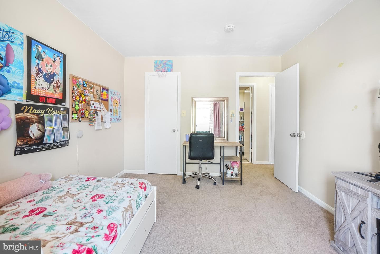 19720 Greenside Terrace photo 34