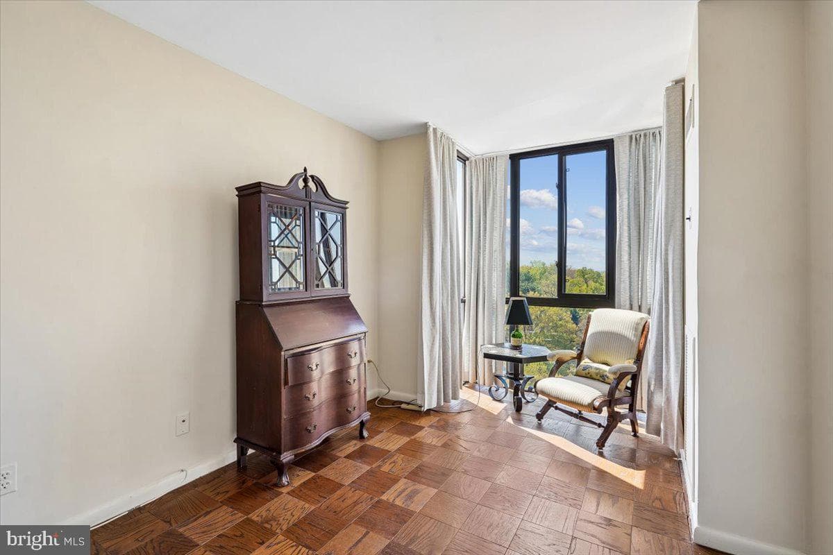 4620 N Park Avenue #1205 E photo 23
