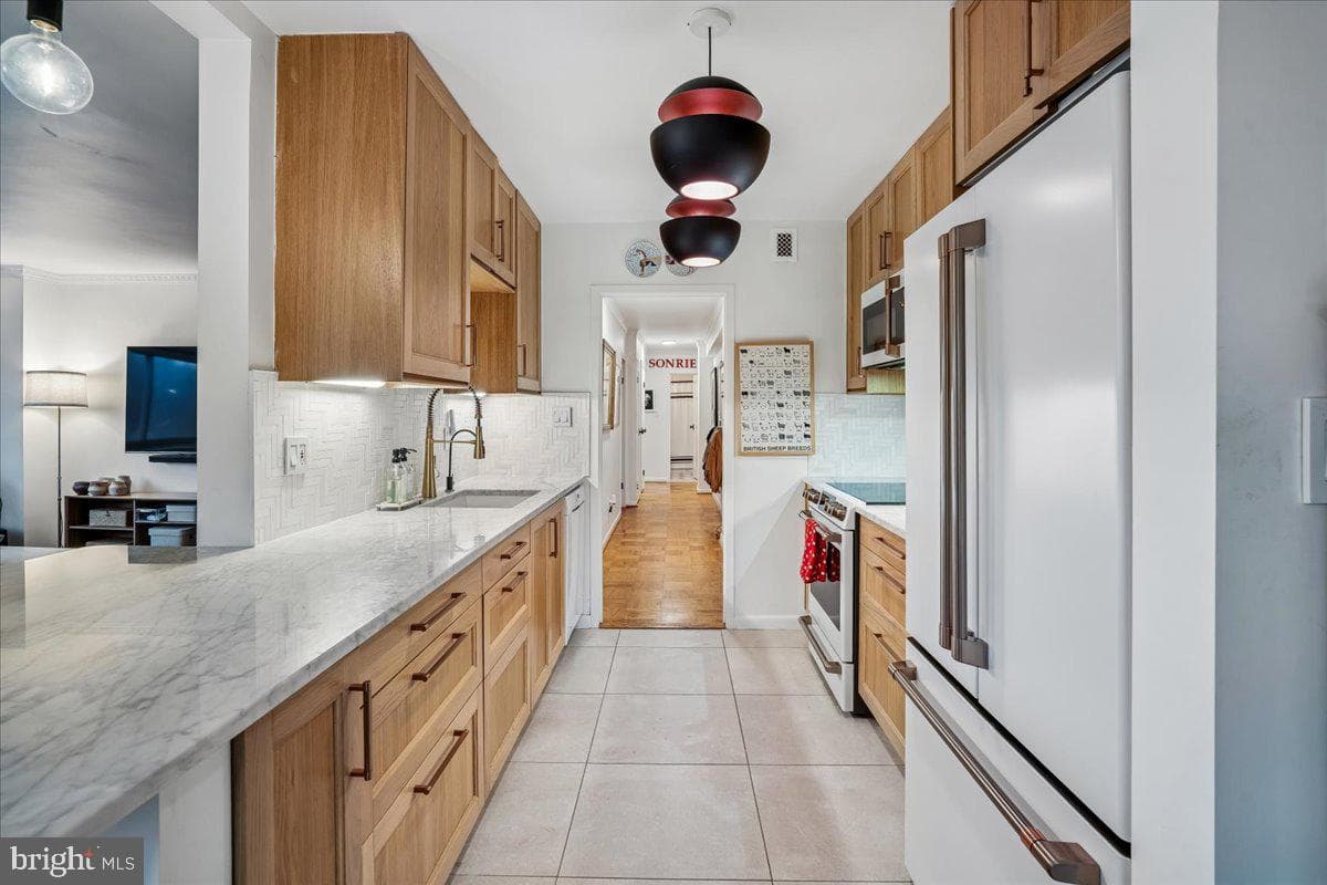 5100 Dorset Avenue #505 photo 25