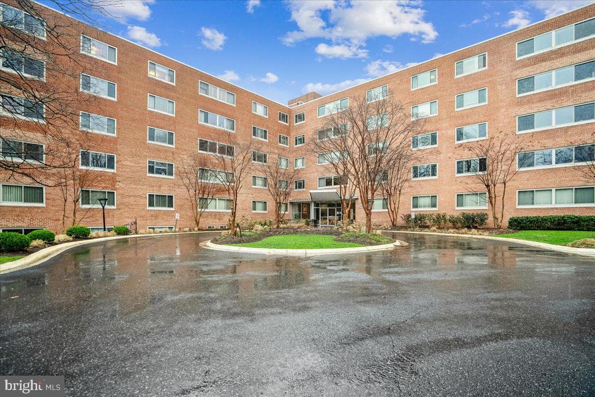 5100 Dorset Avenue #505 photo 45
