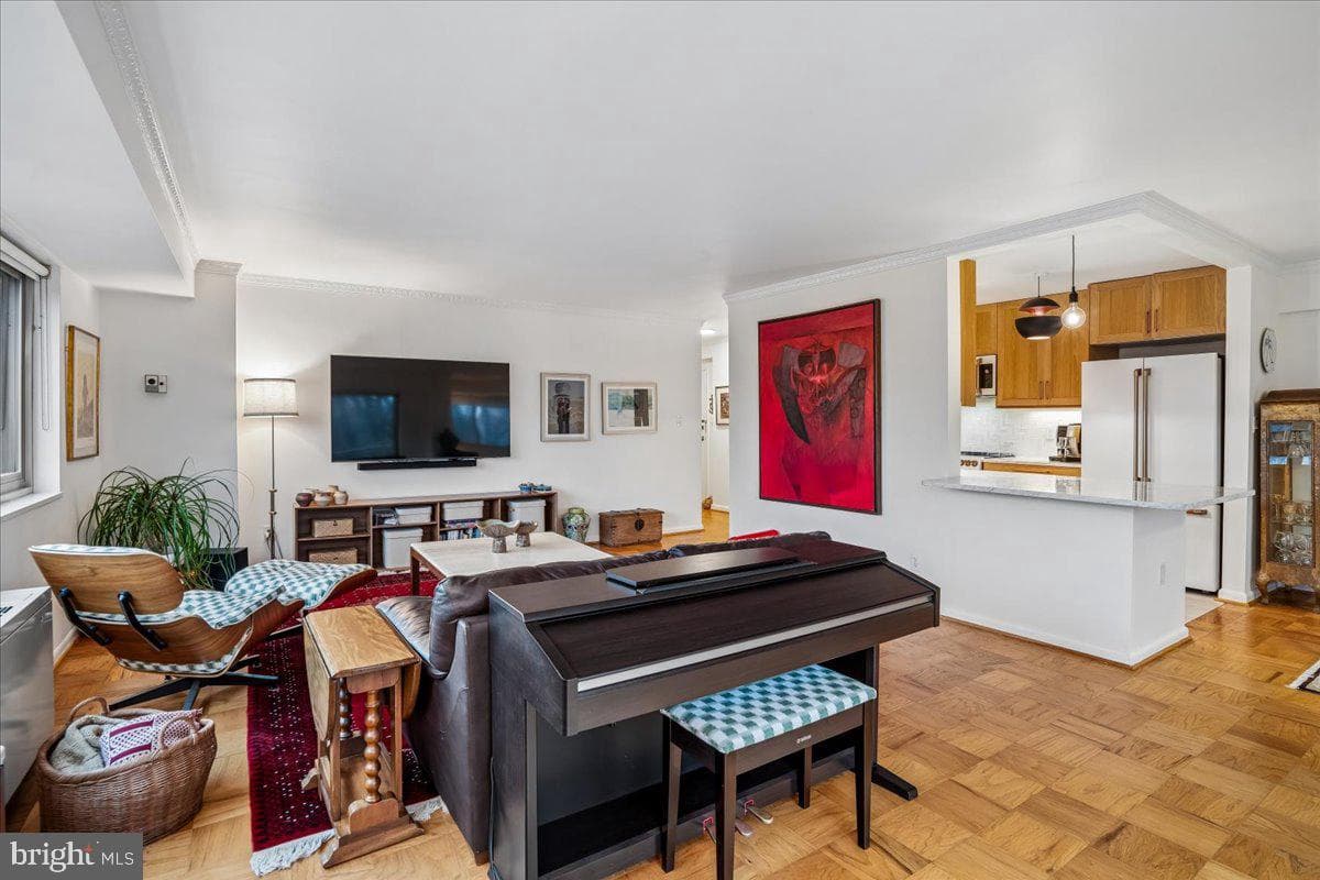 5100 Dorset Avenue #505 photo 6