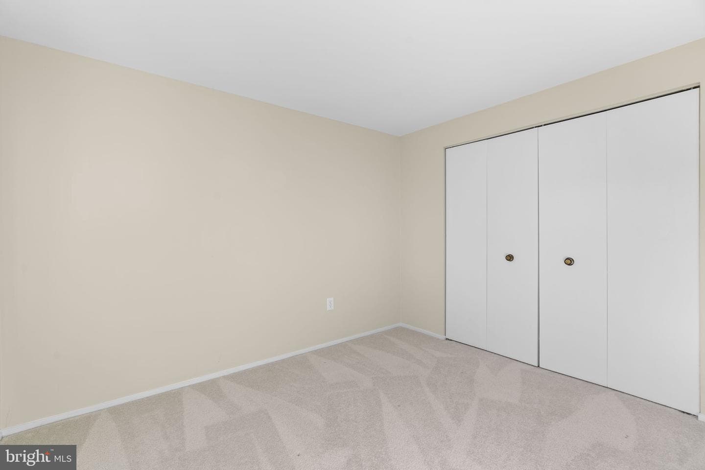 19101 Brooke Grove Court photo 28