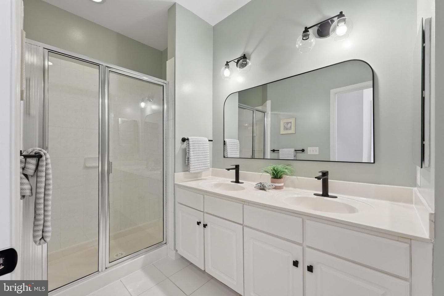 8045 Newell Street #506 photo 21