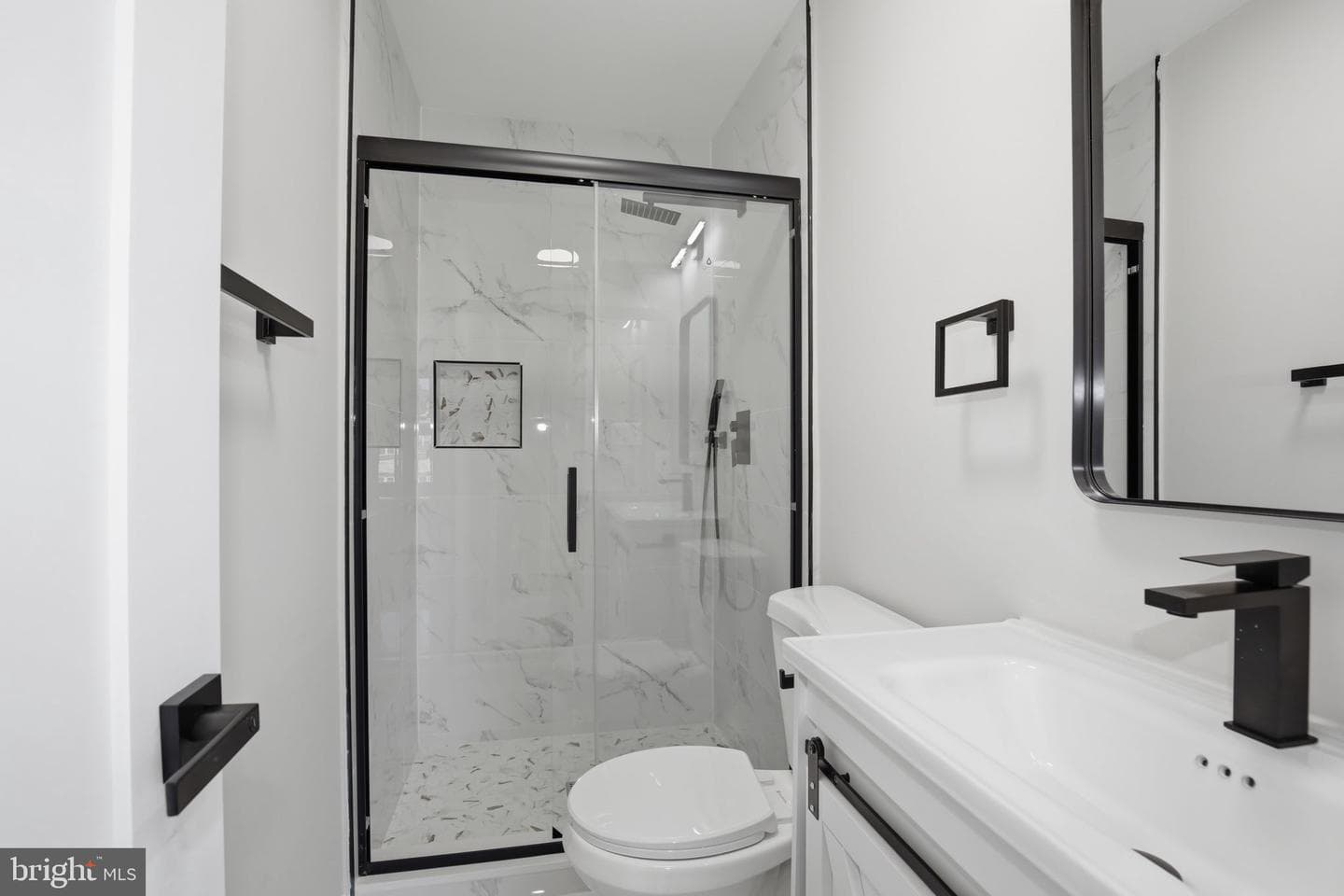 4251 Tazewell Terrace photo 32