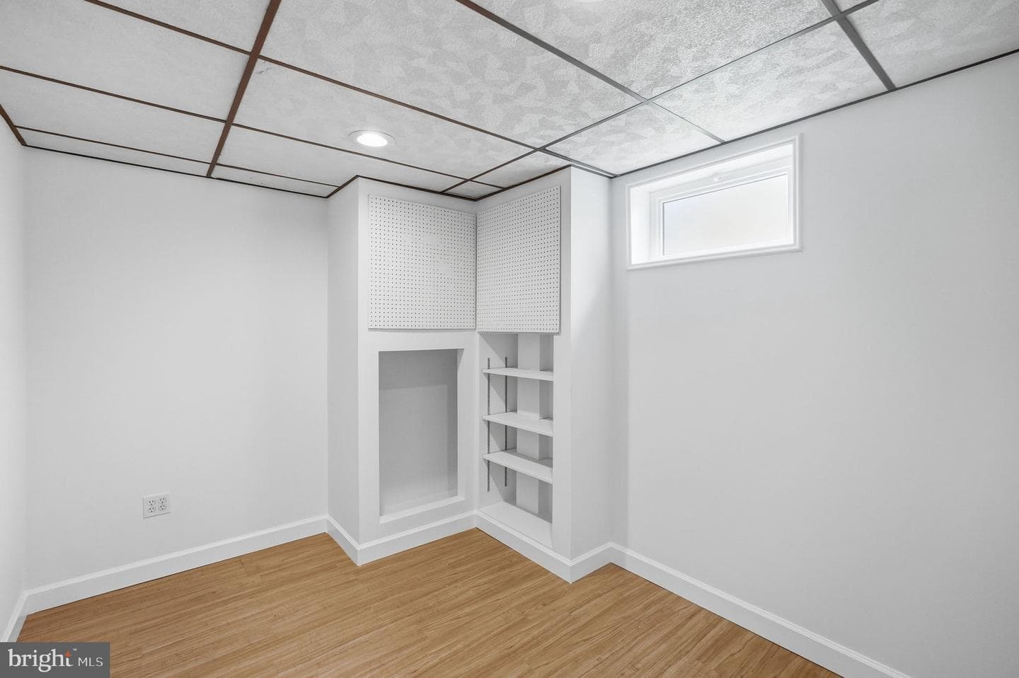 10207 Brunswick Avenue photo 26