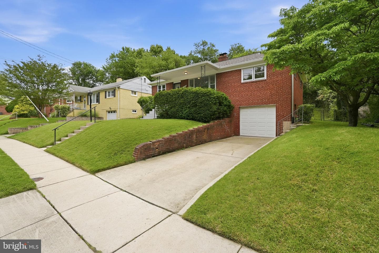 10207 Brunswick Avenue photo 34