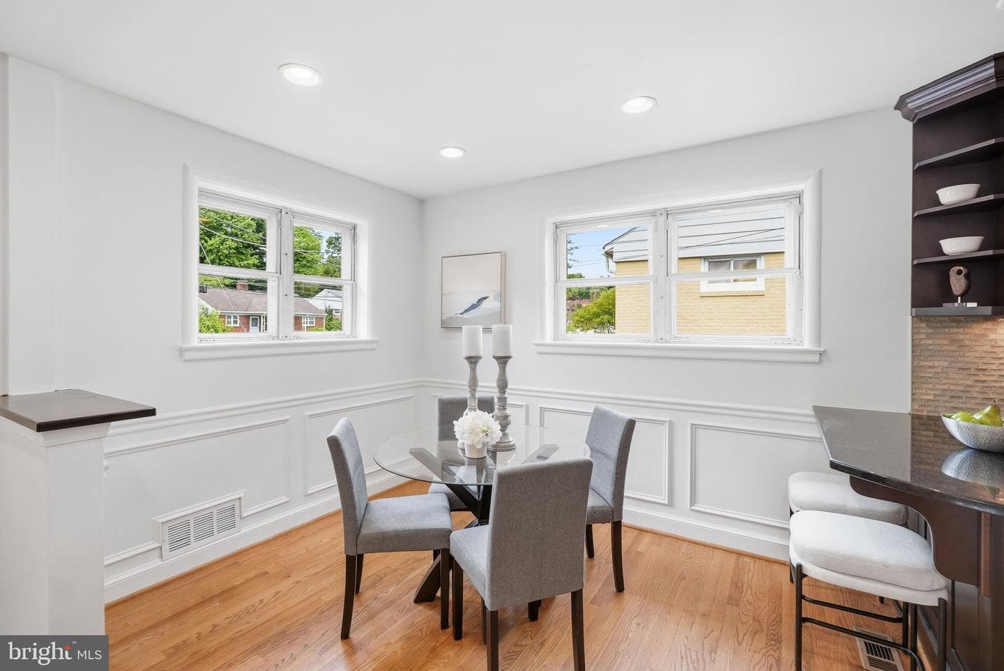 10207 Brunswick Avenue photo 7