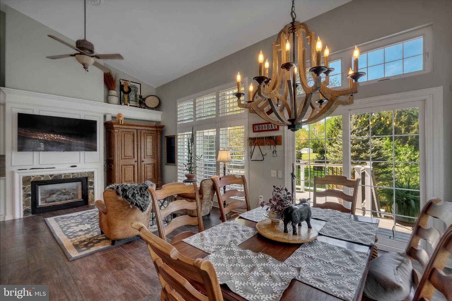 7804 Meadowvale Terrace photo 31