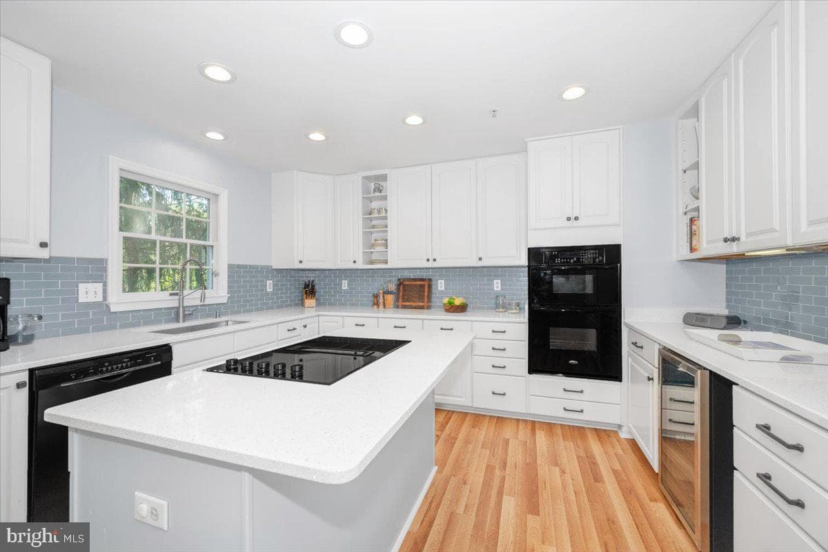 15814 Glacier Court photo 13
