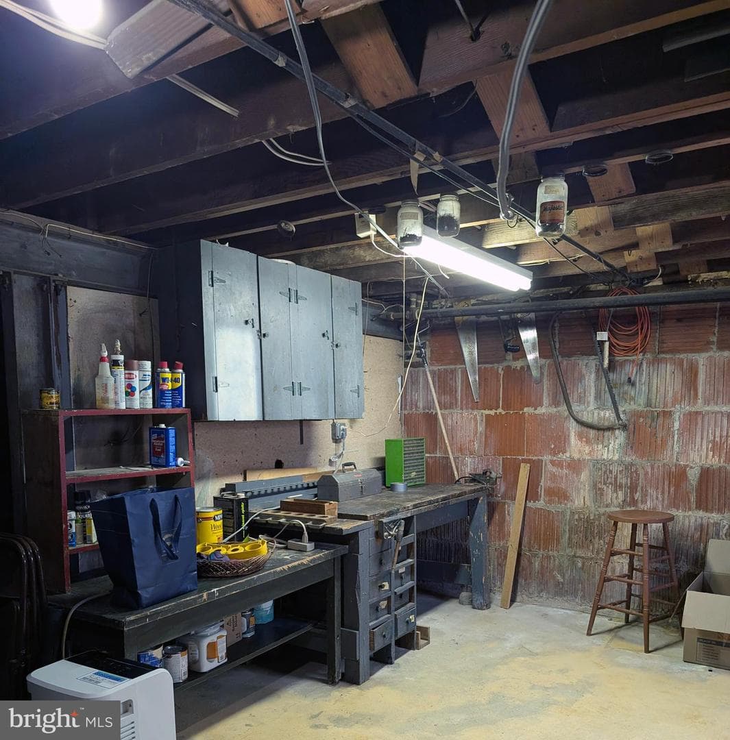 4413 Ridge Street photo 36