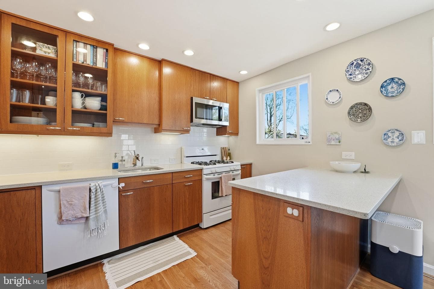 3519 Plyers Mill Court photo 4
