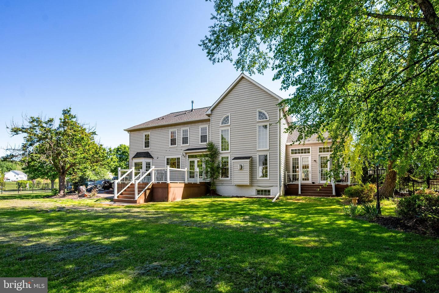 2112 Bordly Drive photo 92