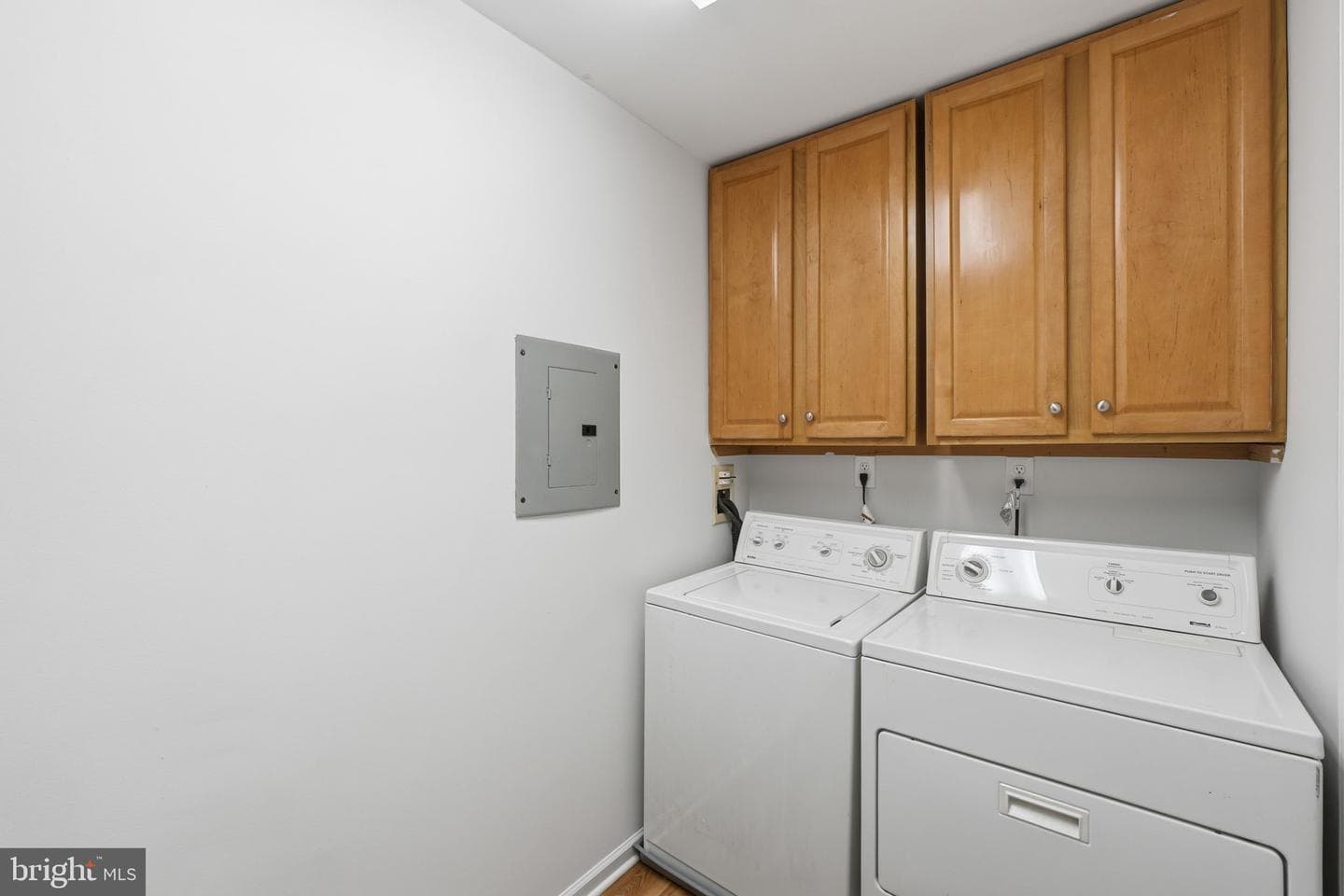 9223 Adelaide Drive photo 16