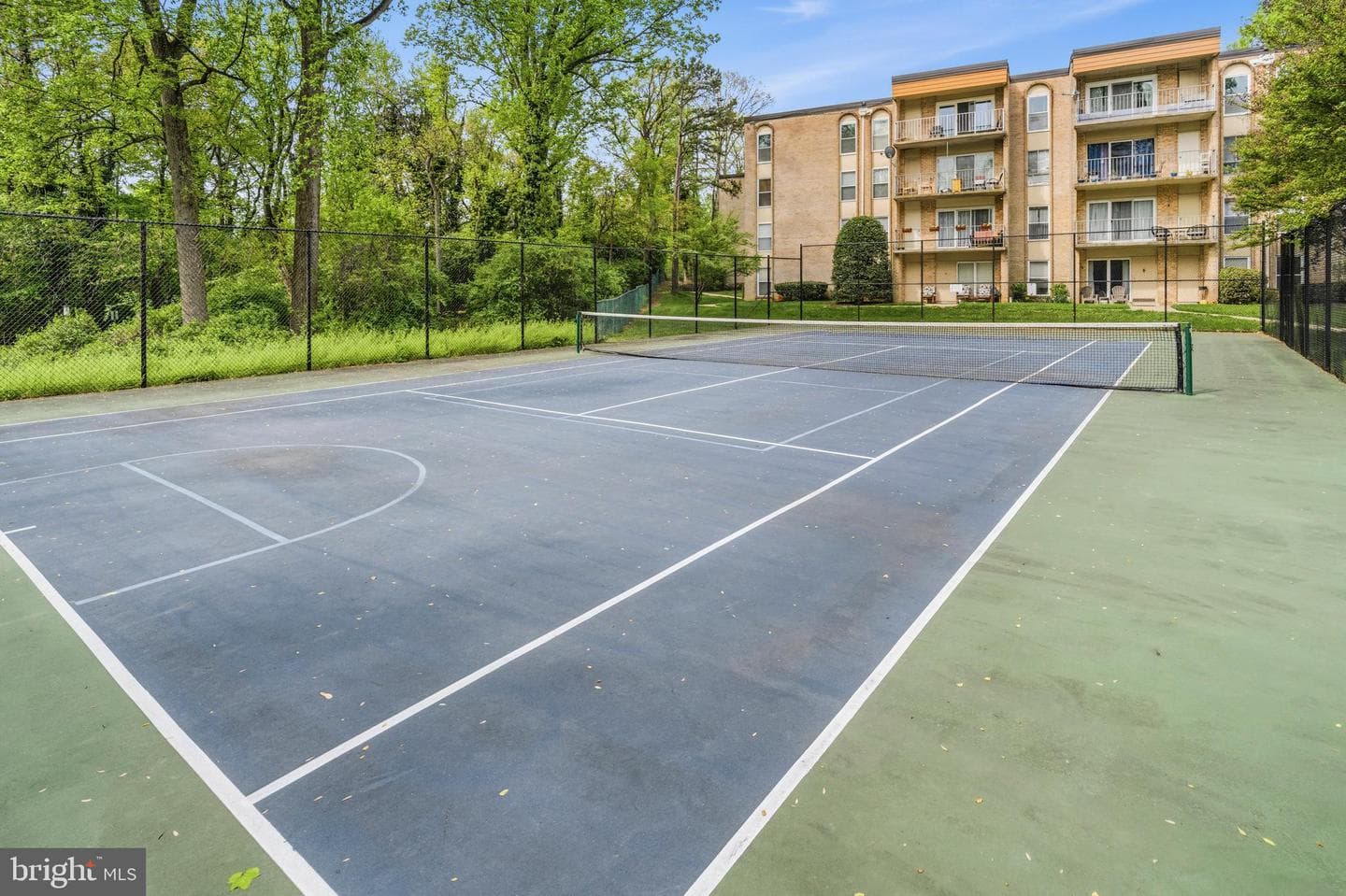 11911 Parklawn Drive #301 photo 31
