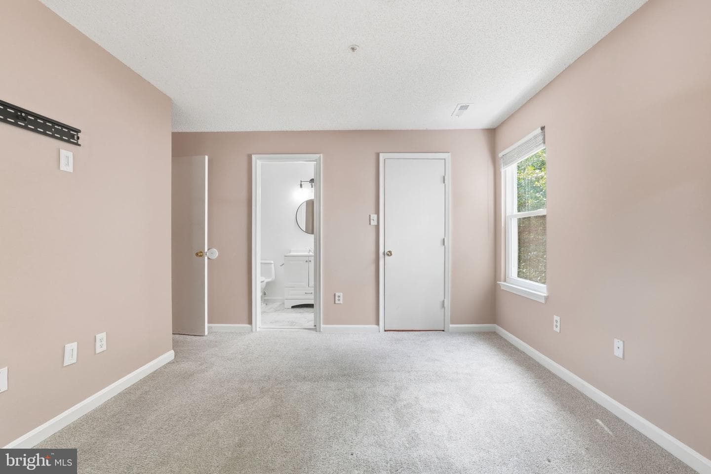 14018 Valleyfield Drive #6-7 photo 14