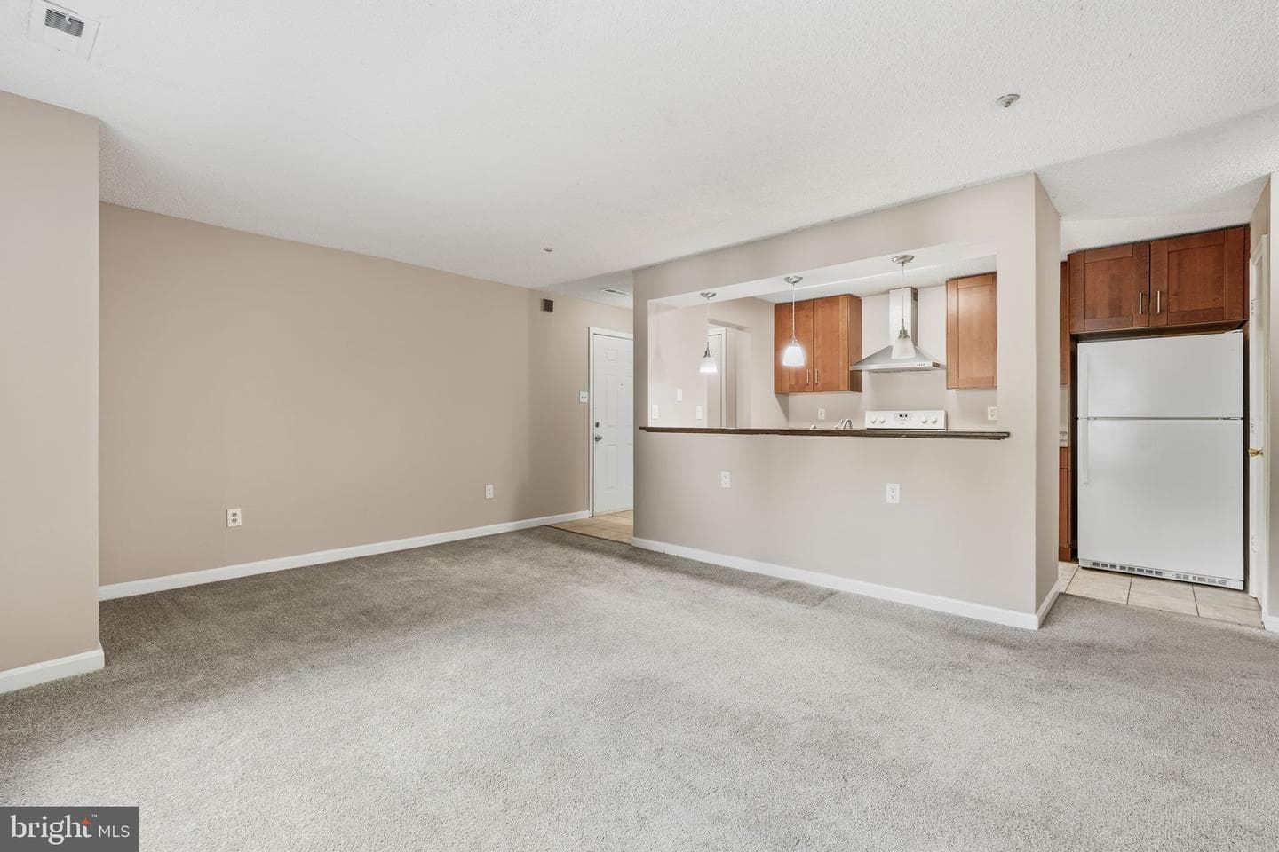 14018 Valleyfield Drive #6-7 photo 4