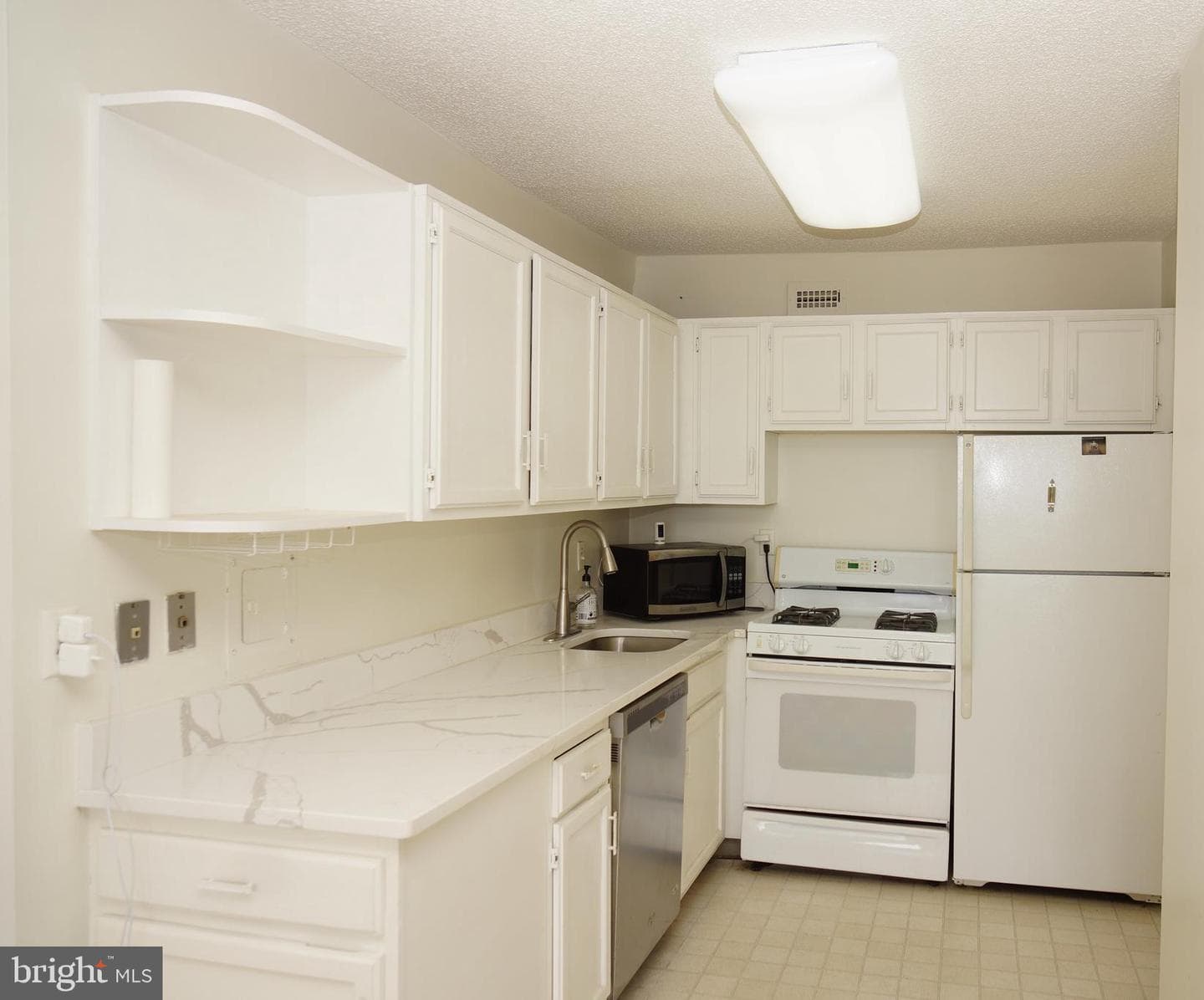 5225 Pooks Hill Rd # 1814N photo 15