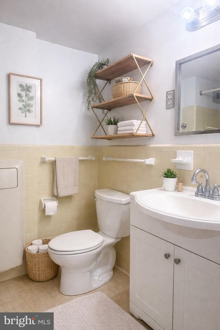 10401 Grosvenor Place #1128 photo 11