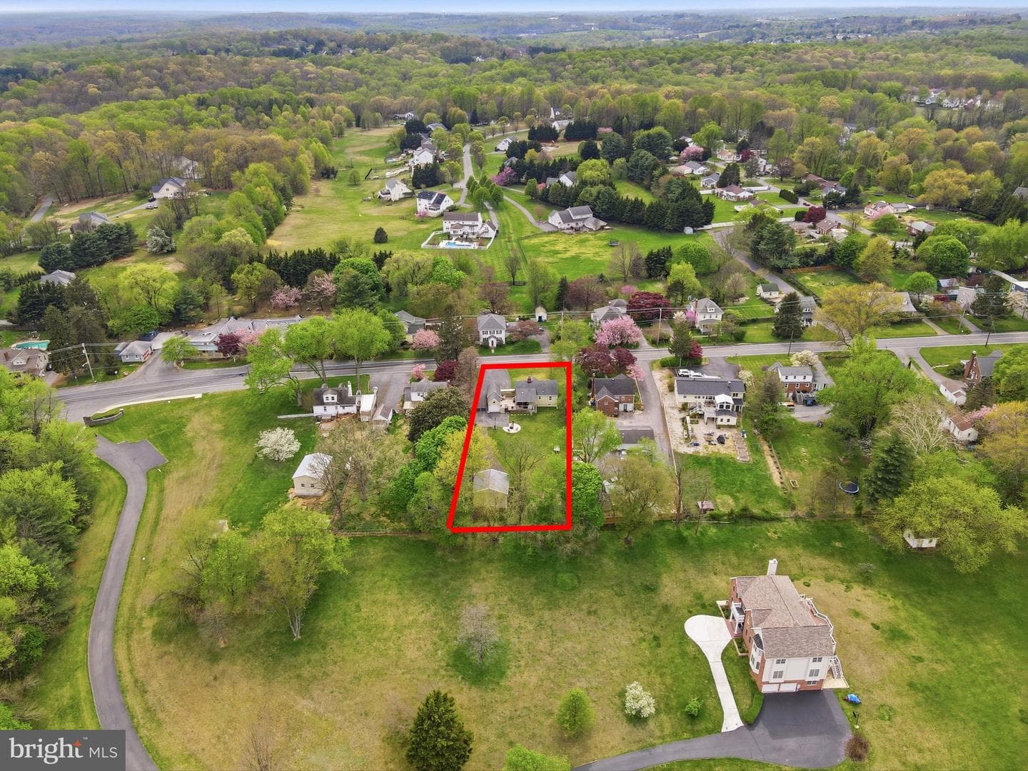23725 Woodfield Road photo 54