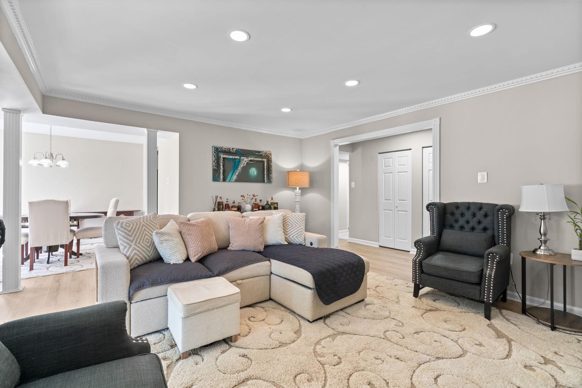 838 Quince Orchard Boulevard #102 photo 2