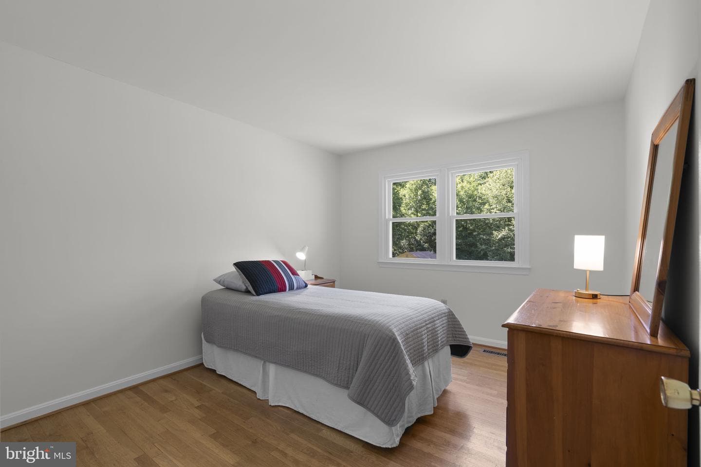9008 Edgewood Drive photo 24
