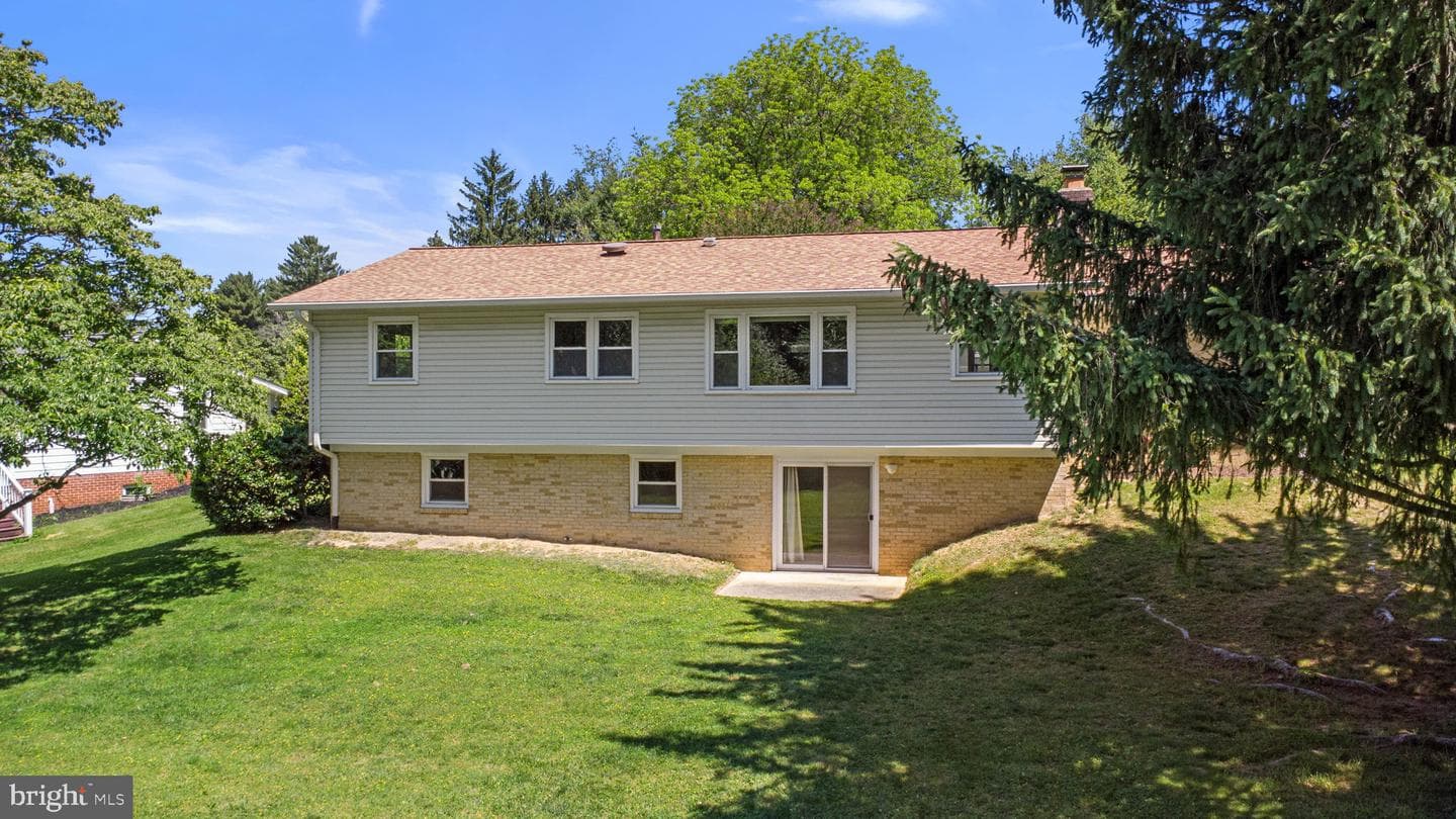 9008 Edgewood Drive photo 31