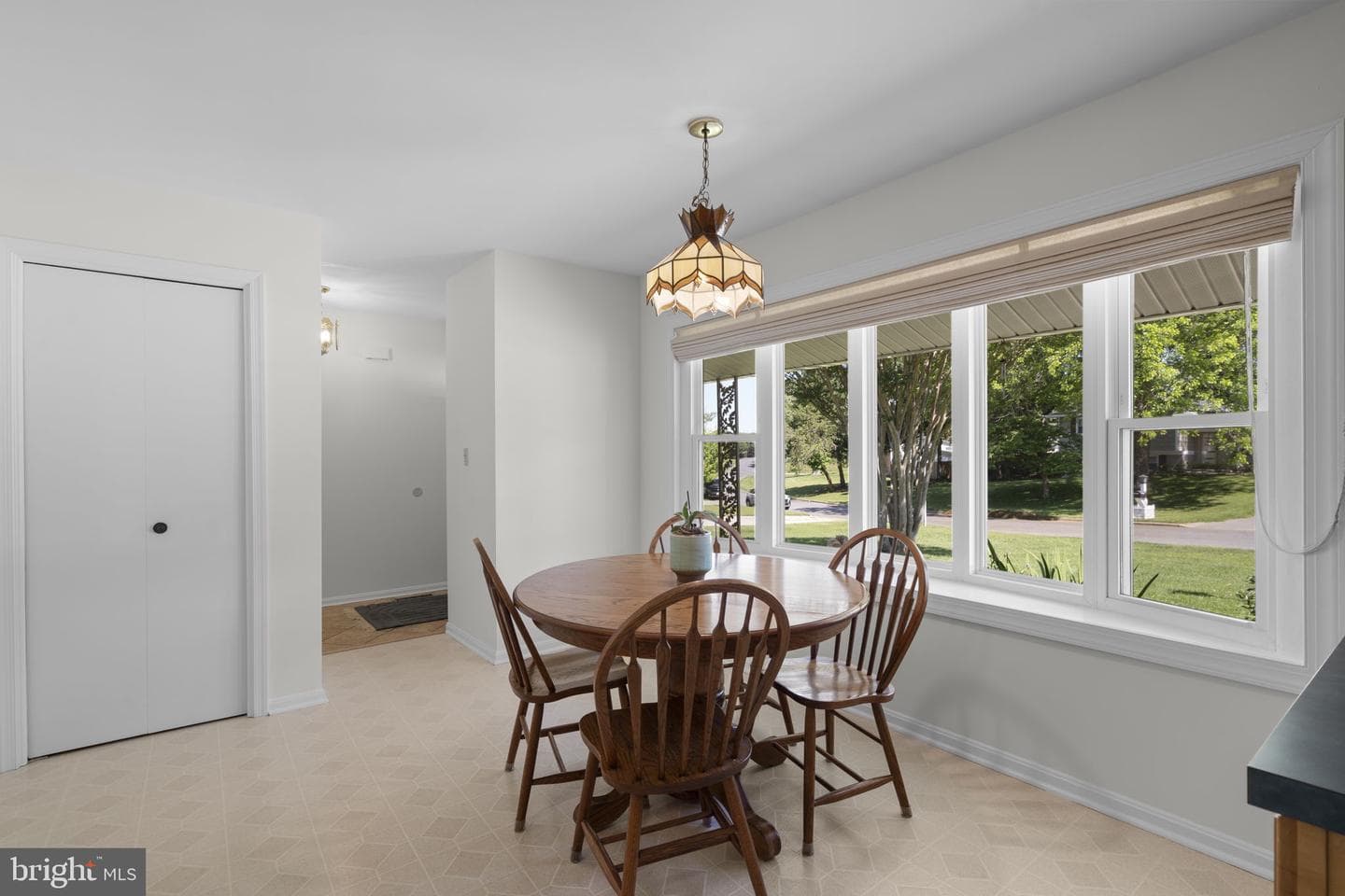 9008 Edgewood Drive photo 4
