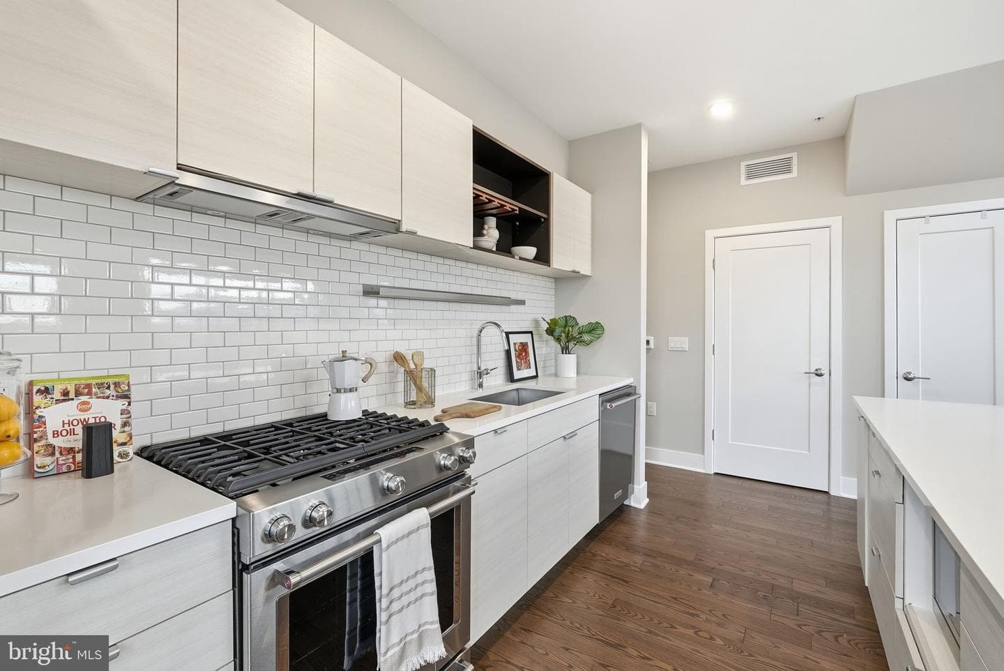 502 Diamondback Drive #204 photo 11