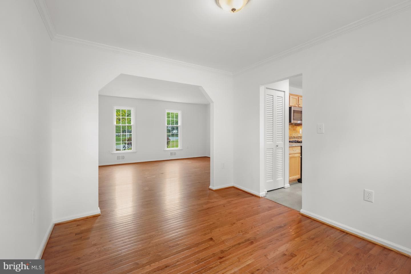 16528 George Washington Drive photo 9
