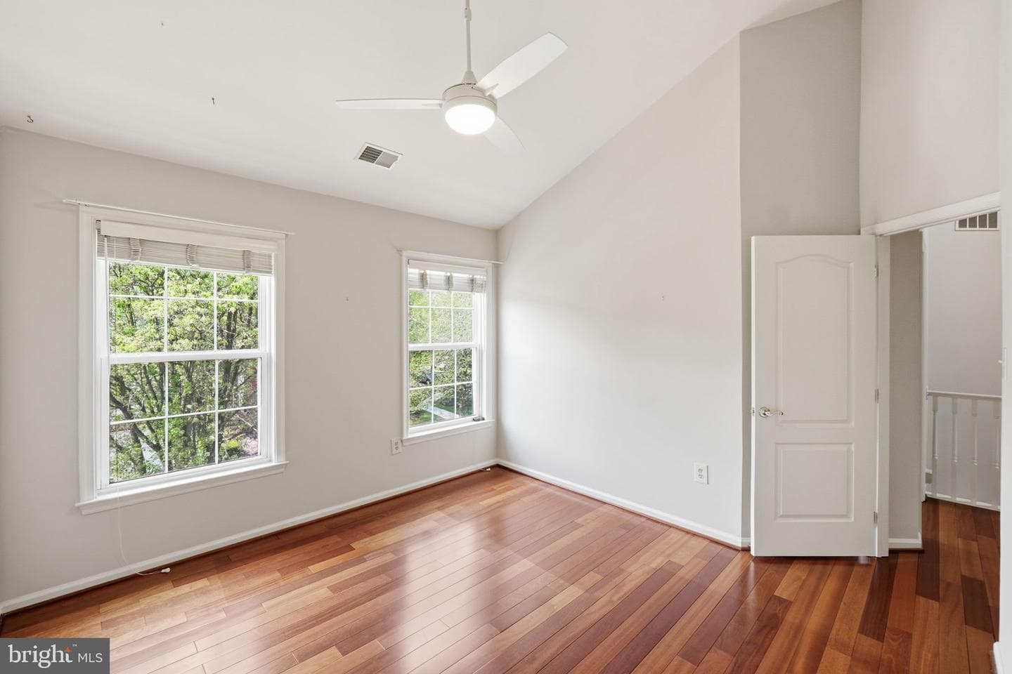 5918 Halpine Road photo 24