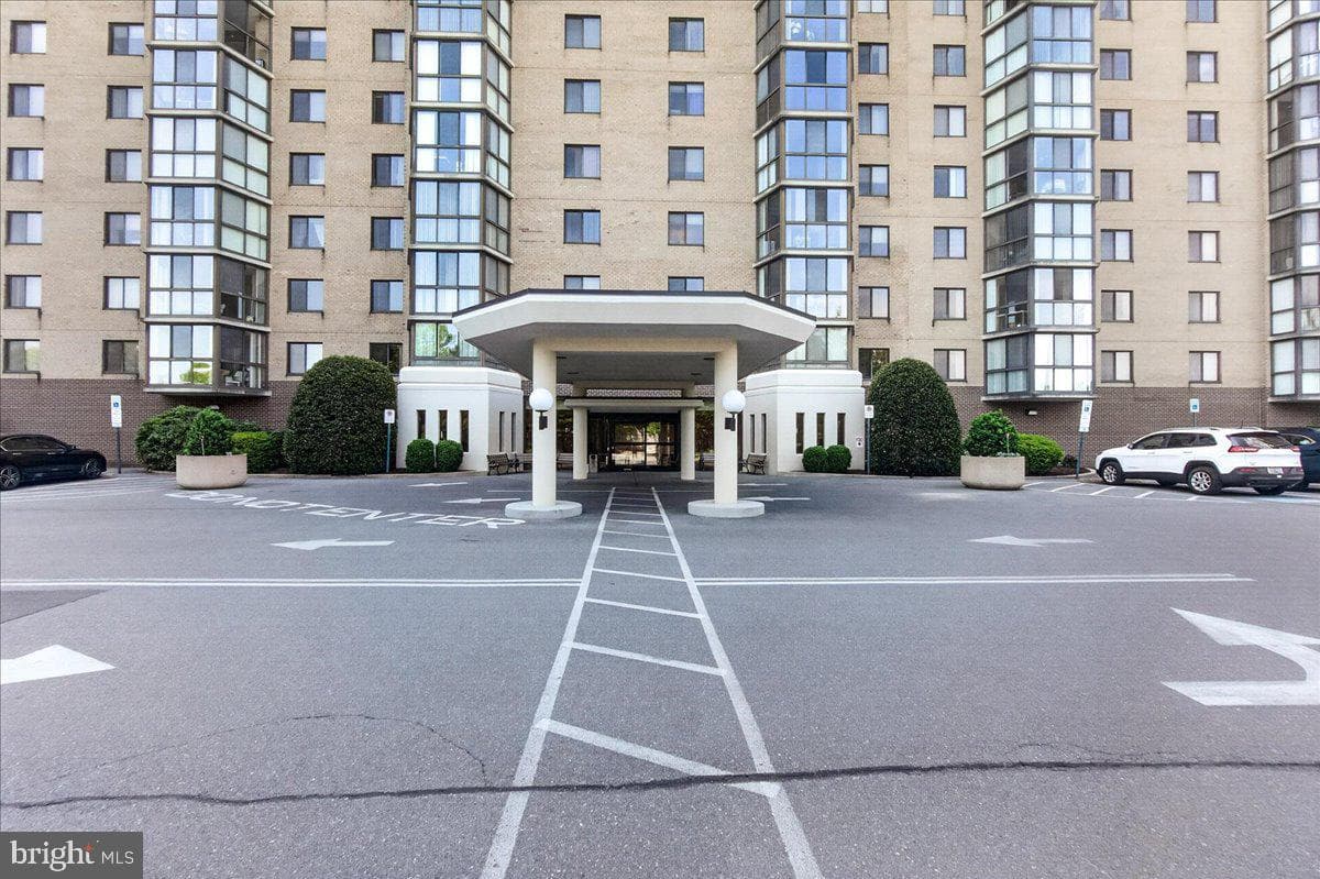 3310 N Leisure World Boulevard #6-611 photo 25