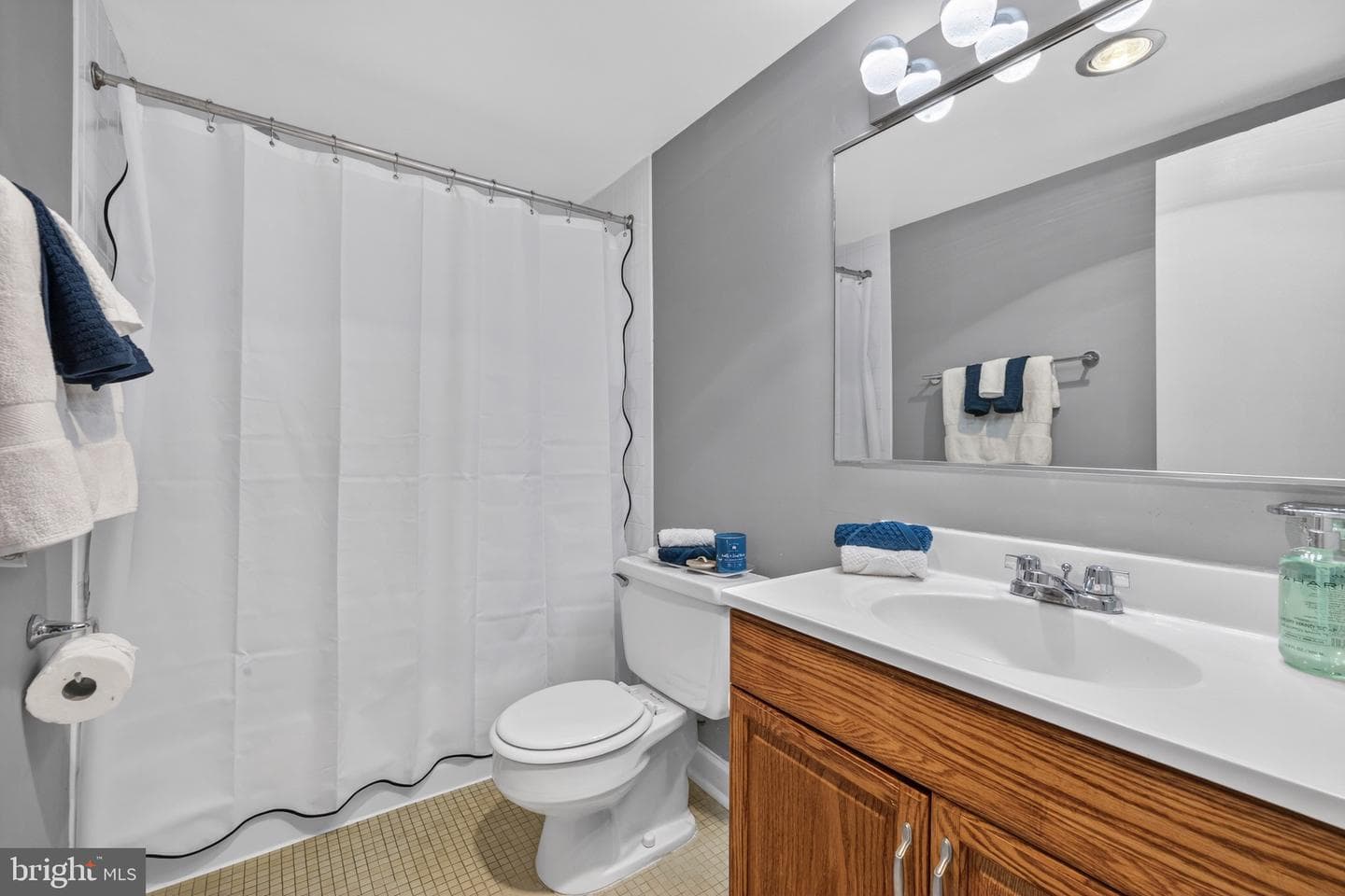 1121 University Boulevard W #912-B photo 18