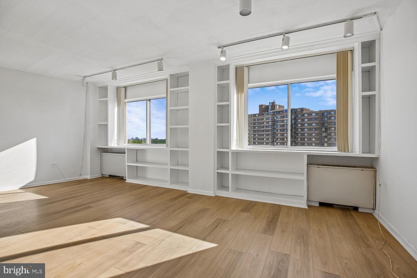 1121 University Boulevard W #1111 photo 15