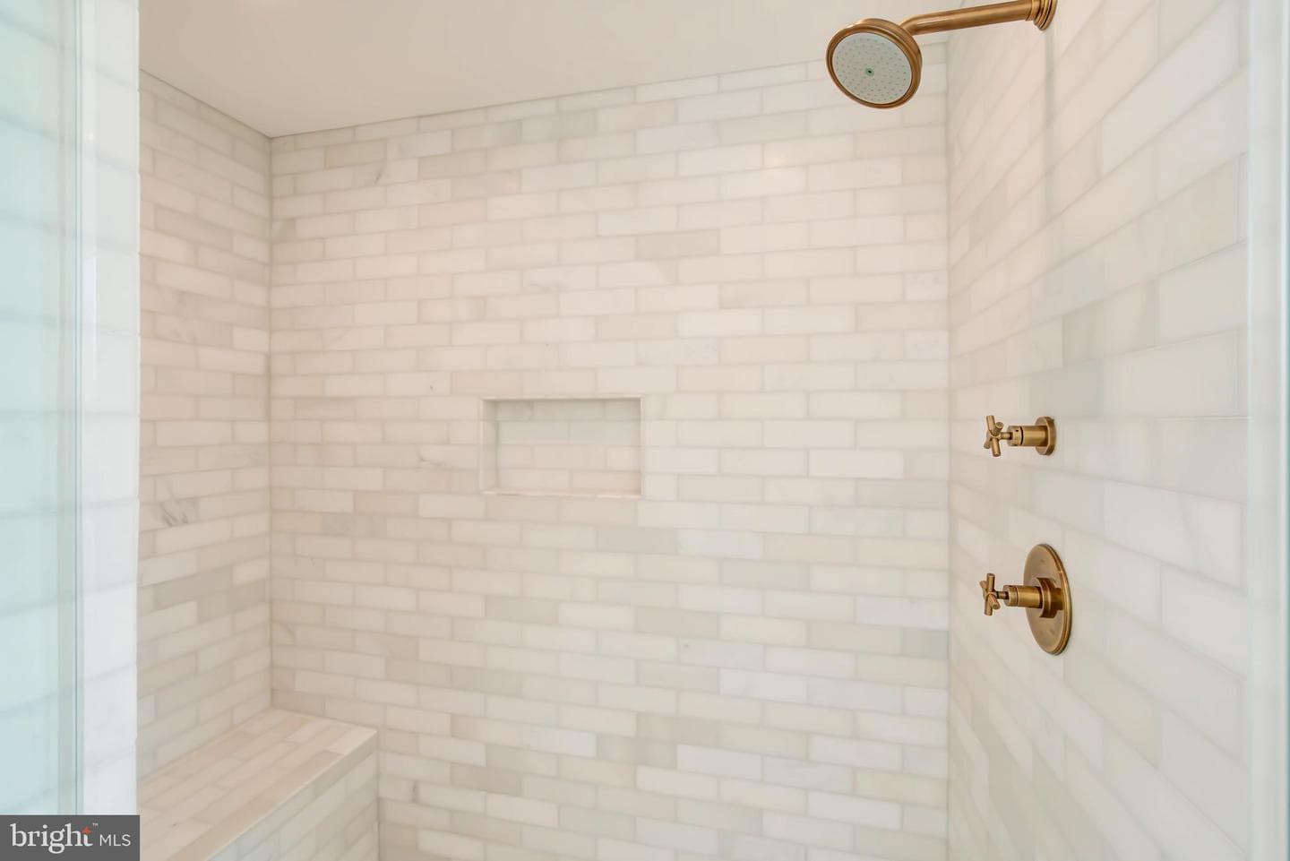 4422 Walsh Street photo 44