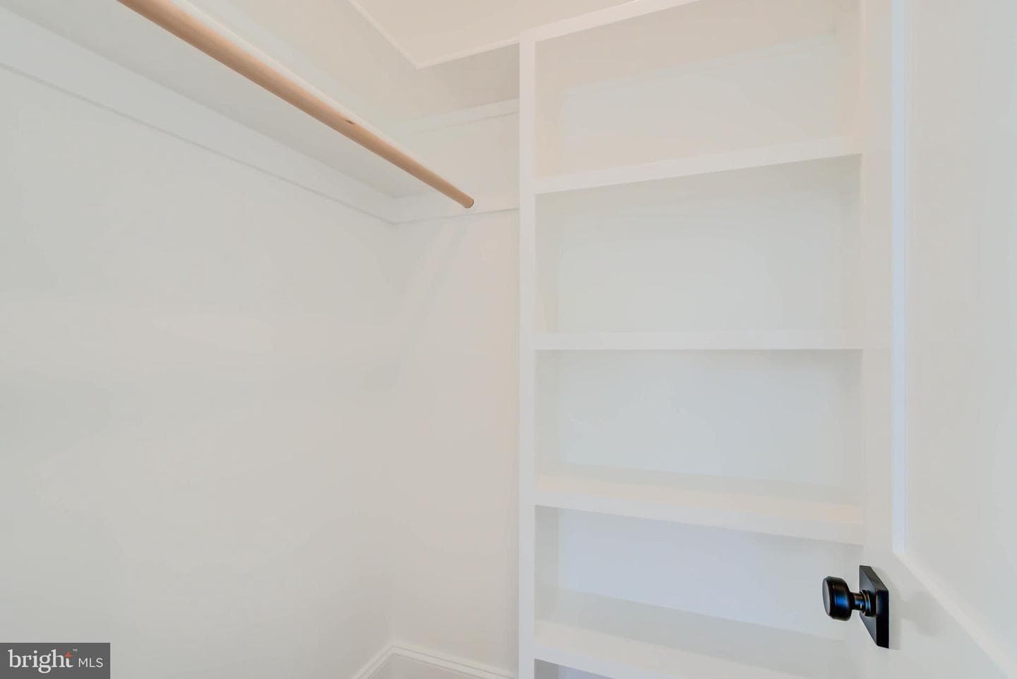 4422 Walsh Street photo 50